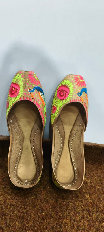 Truck Art Chappal – Walk with Desi Swag