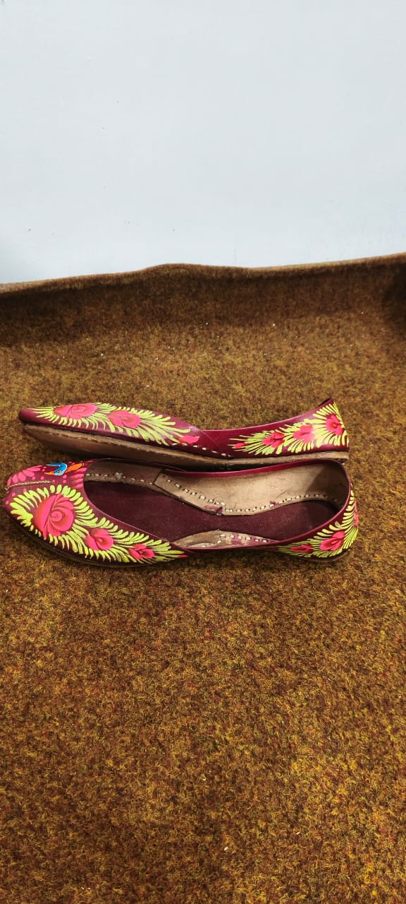 Truck Art Chappal – Walk with Desi Swag