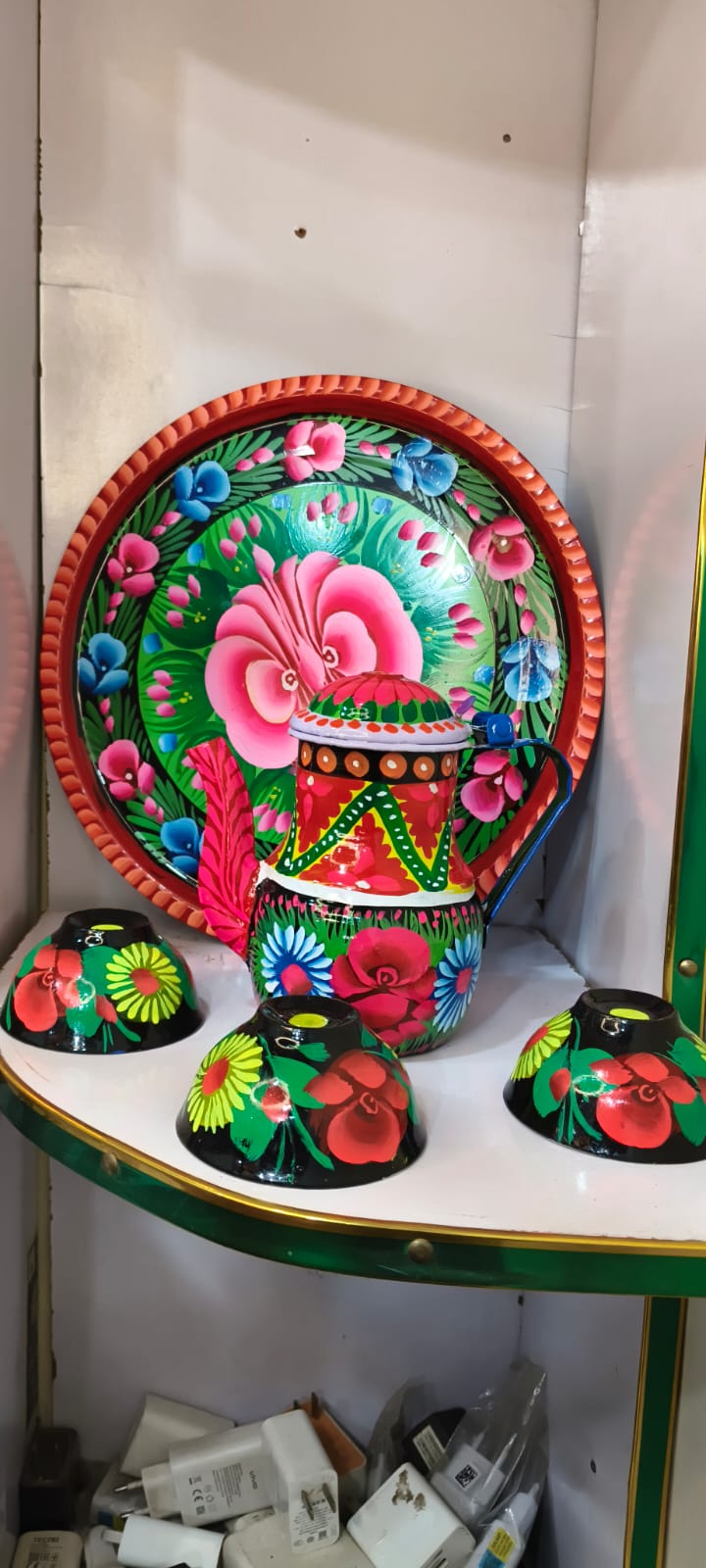 ✨ Small Cattle 4 Cups & Tray Set – Vibrant Hand-Painted Truck Art Design | Traditional & Colorful Serving Set