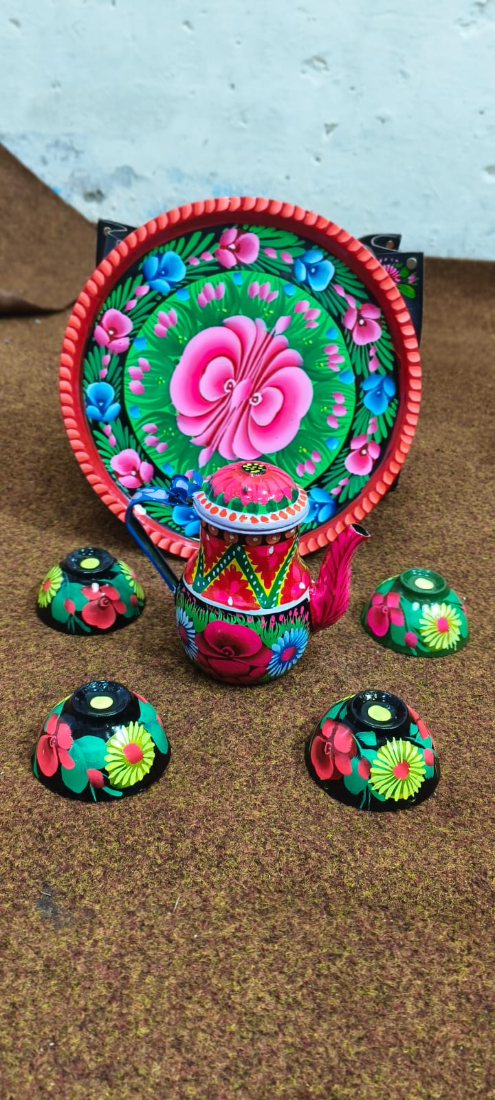 ✨ Small Cattle 4 Cups & Tray Set – Vibrant Hand-Painted Truck Art Design | Traditional & Colorful Serving Set